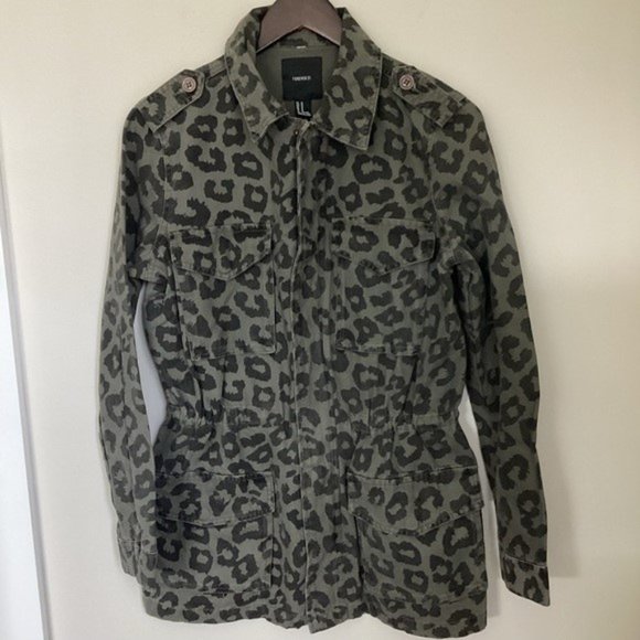 Forever 21 Army Green Leopard Print Utility Jacket - Picture 3 of 7